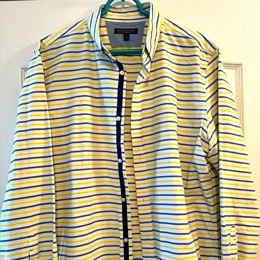 Men’s Banana Republic Button Down Shirt